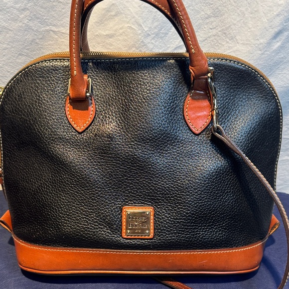 Dooney & Bourke Black and Brown Shoulder Bag - Picture 3 of 17
